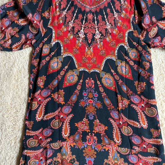 Tolani Silk Medium Shift Tunic Dress. - Picture 3 of 5